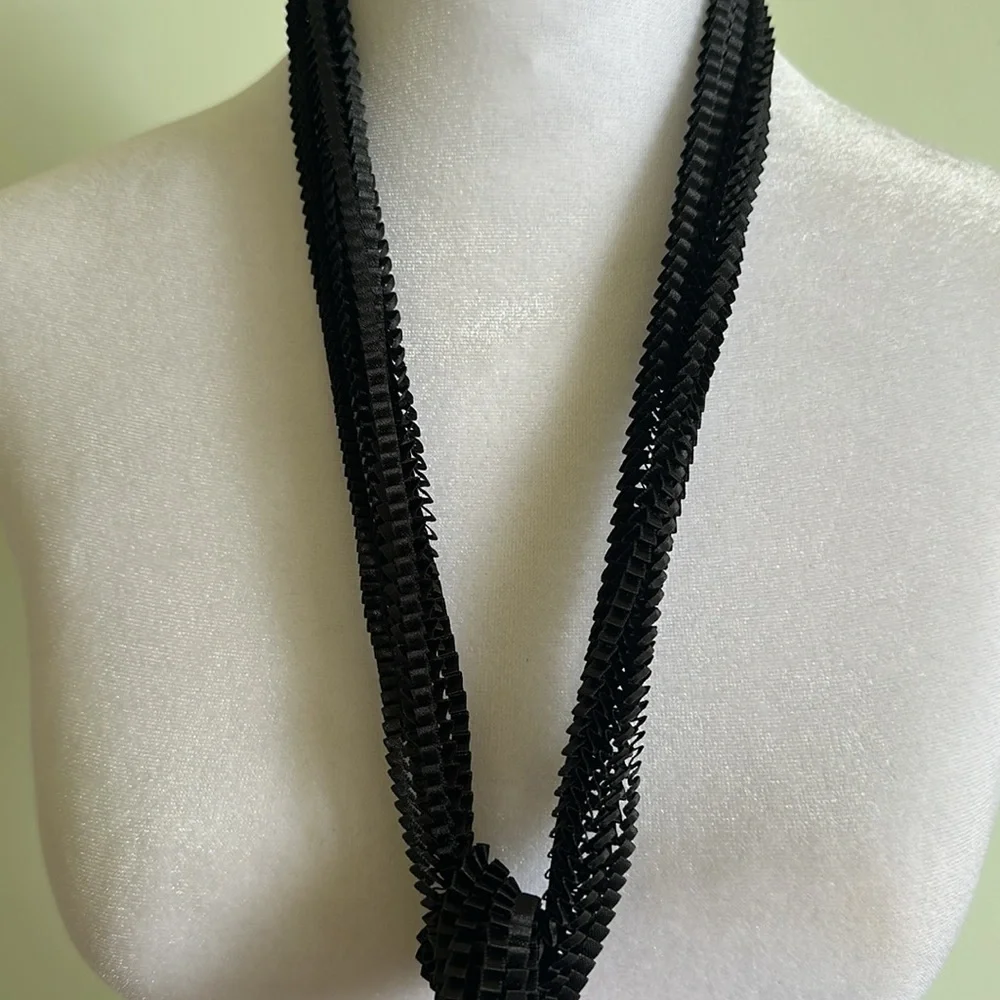 Black Crinkle Material Long Adjustable Necklace